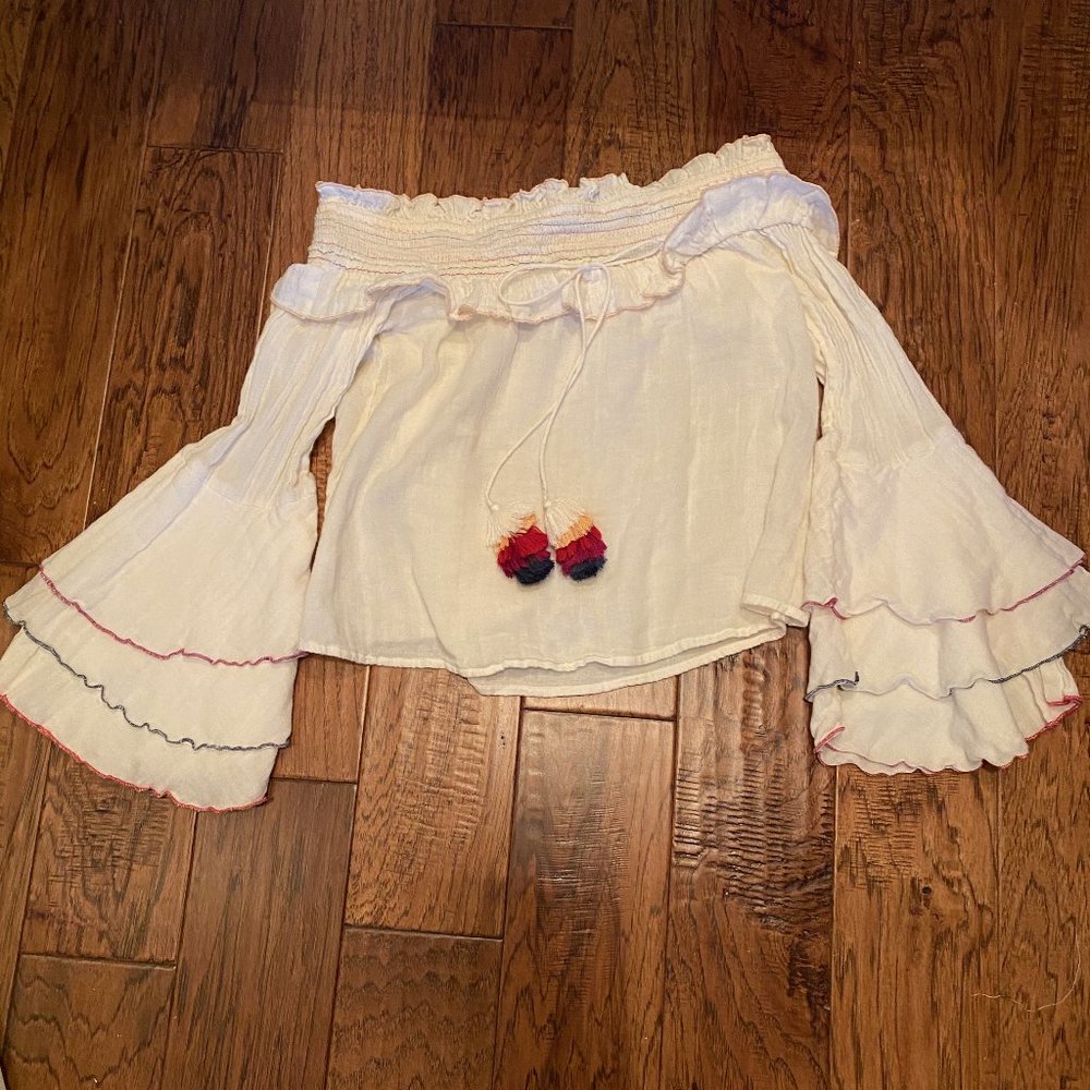 Off the Shoulder Blouse with Bell Sleeves Size Sma